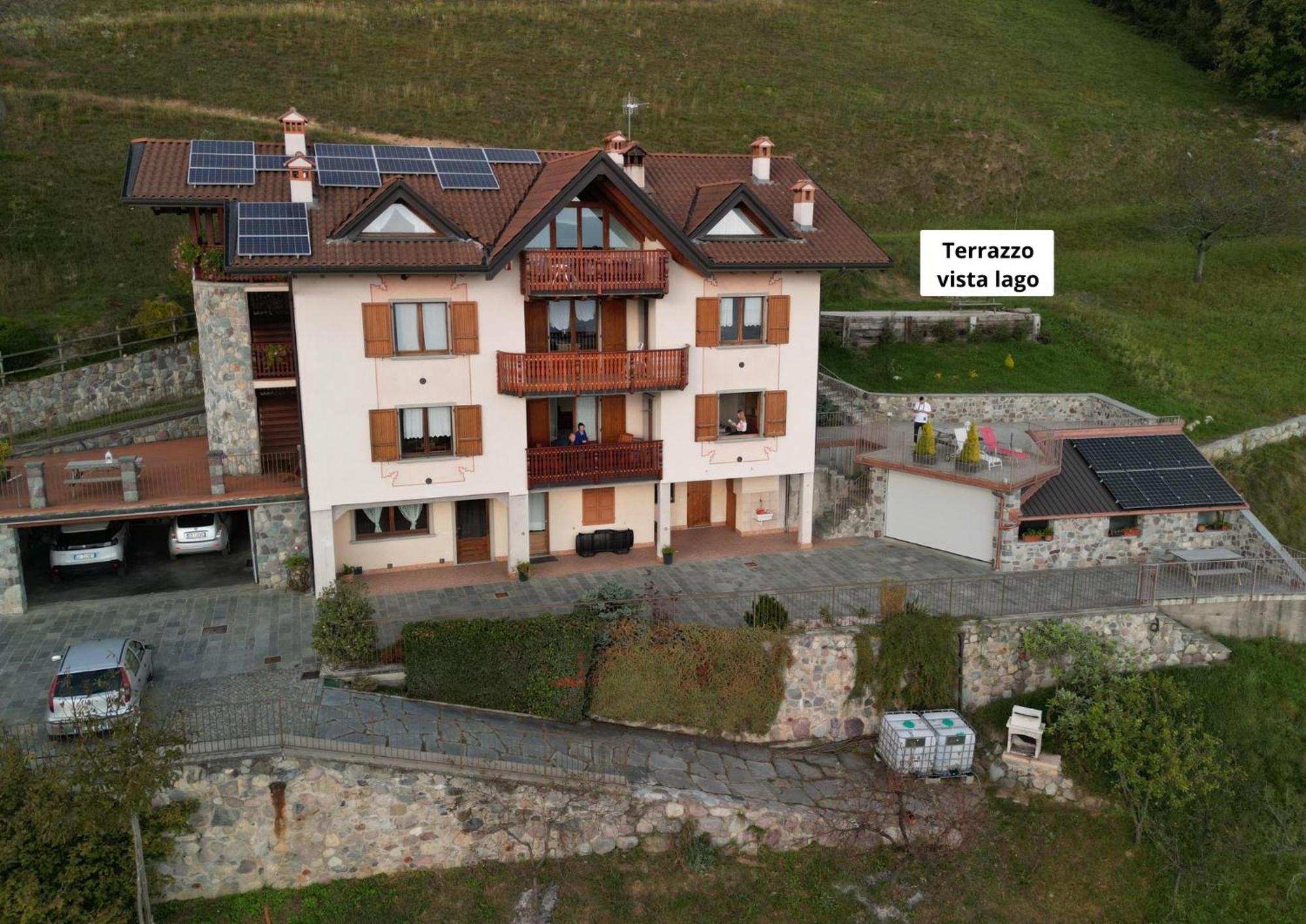 Bossico Home Iseo Lake מראה חיצוני תמונה
